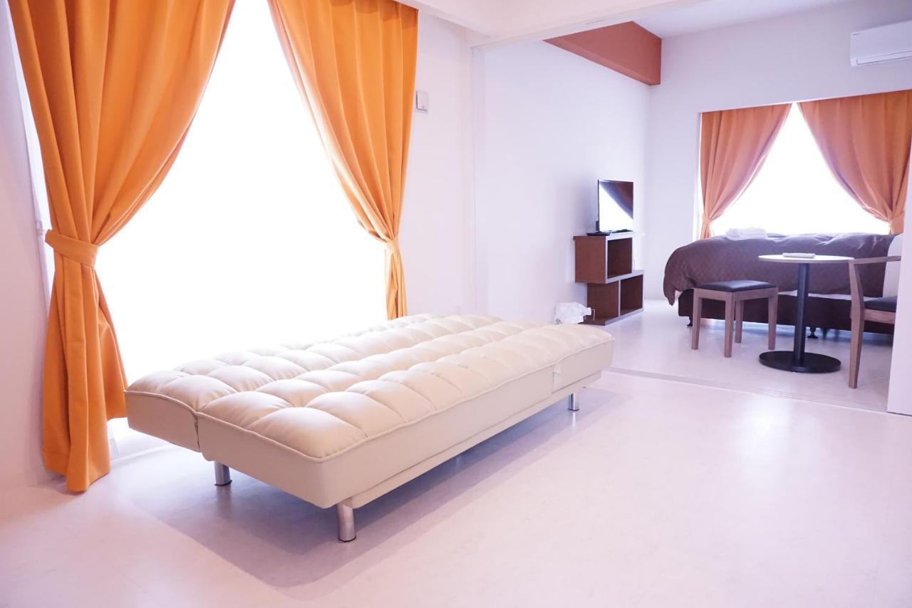 Mr.Kinjo Inn Children Medical Care Center Haebaru Экстерьер фото