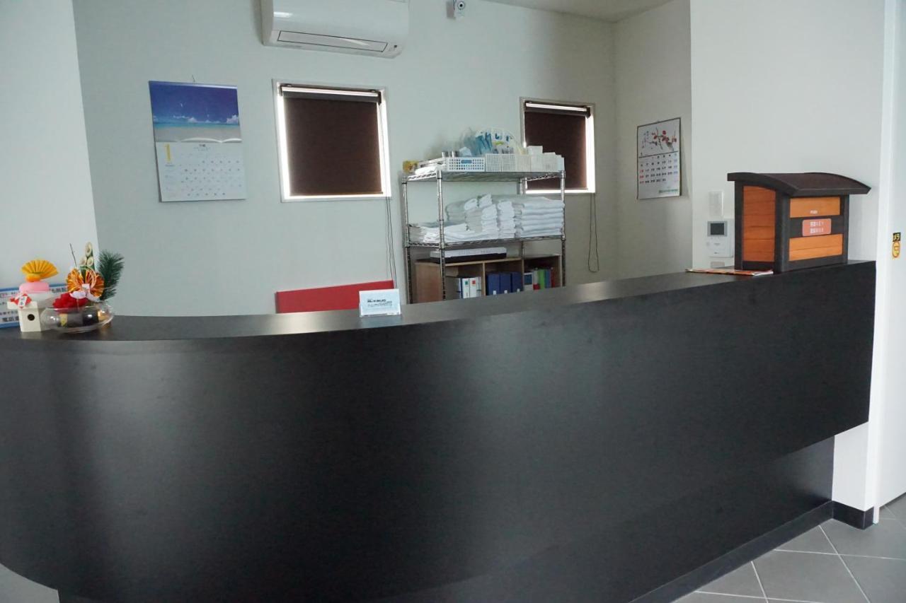 Mr.Kinjo Inn Children Medical Care Center Haebaru Экстерьер фото