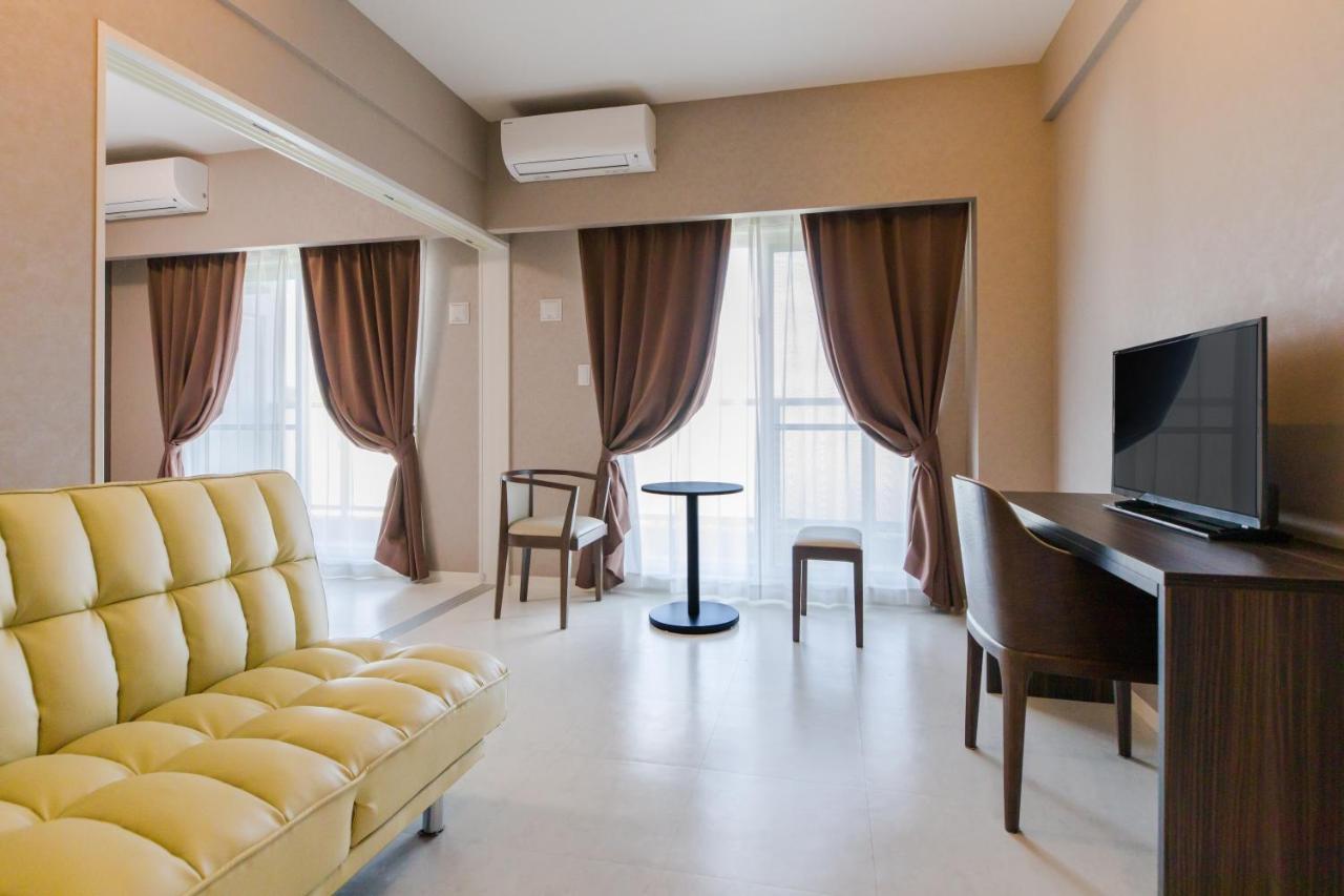 Mr.Kinjo Inn Children Medical Care Center Haebaru Экстерьер фото